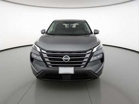 Used 2025 Nissan Rogue SV FWD image 2