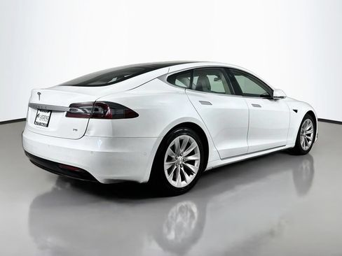Used 2017 Tesla Model S 75 RWD image 6