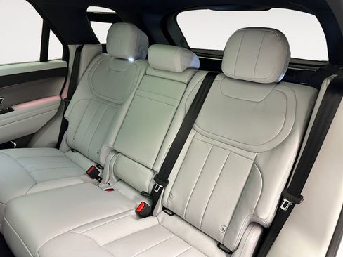 New 2026 Land Rover Range Rover Sport SE AWD/4WD image 13
