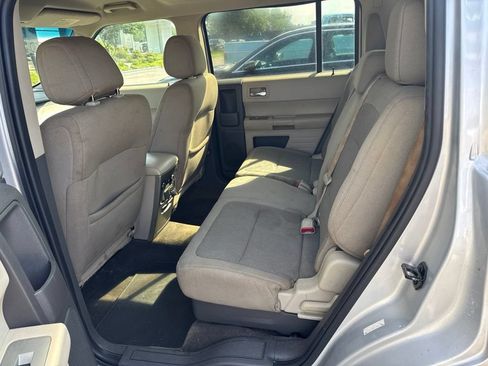 Used 2012 Ford Flex SE FWD image 14