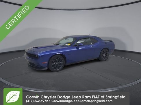 Used 2022 Dodge Challenger R/T w/ Plus Package RWD image 7