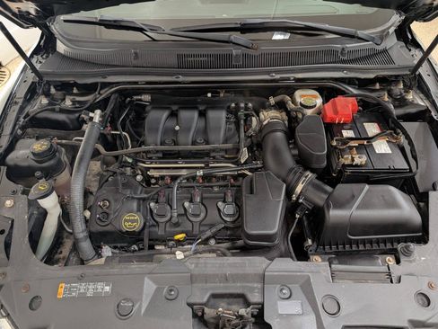 Used 2014 Ford Taurus SEL w/ Equipment Group 201A AWD/4WD image 21