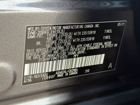 Used 2021 Toyota RAV4 XLE Premium image 37