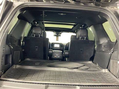 Used 2019 Ford Expedition Limited w/ Equipment Group 302A AWD/4WD image 25
