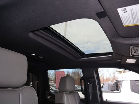 Used 2023 Chevrolet Silverado 1500 ZR2 w/ Technology Package image 34