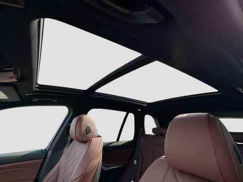 New 2026 BMW X5 xDrive50e w/ M Sport Package image 16