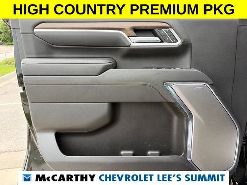 Used 2025 Chevrolet Silverado 2500 High Country w/ High Country Premium Package AWD/4WD image 54