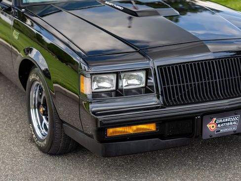 Used 1987 Buick Regal Coupe RWD image 19