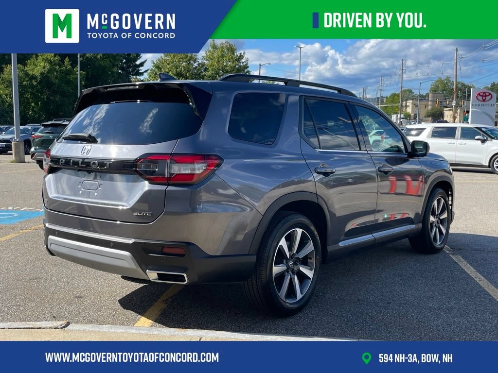 Used 2025 Honda Pilot Elite image 5