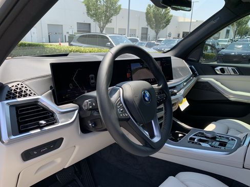 Certified 2026 BMW X5 xDrive50e AWD/4WD image 16