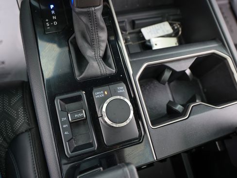 Used 2025 Toyota Tundra Limited image 26