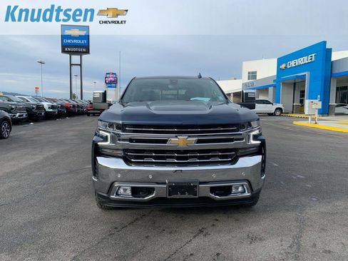 Used 2022 Chevrolet Silverado 1500 LTZ w/ Technology Package image 2