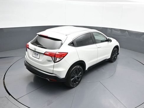 Certified 2022 Honda HR-V Sport image 37