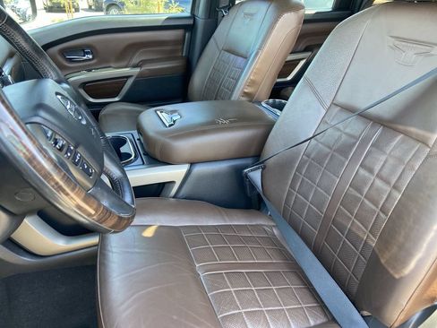Used 2021 Nissan Titan Platinum Reserve w/ Moonroof Package AWD/4WD image 16