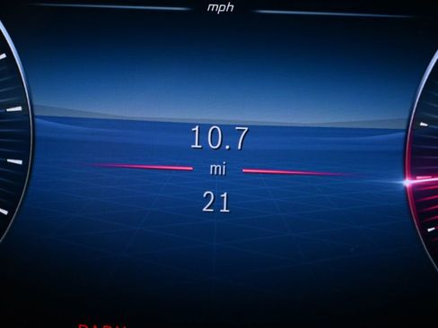 New 2026 Mercedes-Benz GLB 250 4MATIC image 12