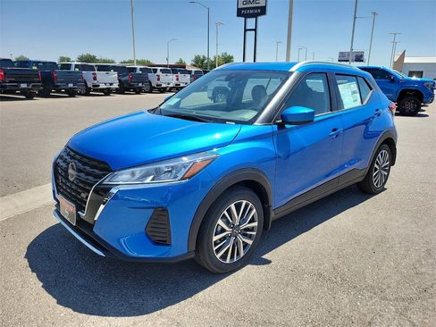 New 2024 Nissan Kicks SV image 5