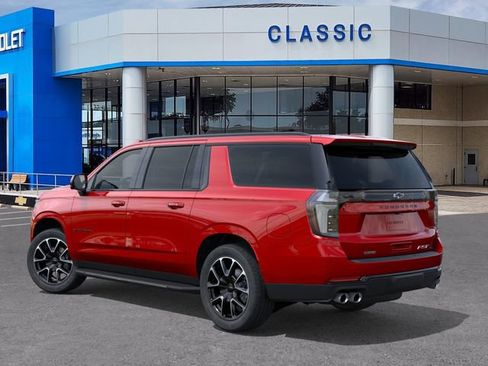 New 2026 Chevrolet Suburban RST AWD/4WD image 3