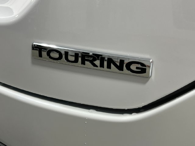 New 2026 Honda Pilot Touring image 10