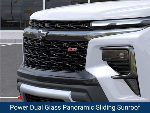 New 2027 Chevrolet Traverse Z71 w/ Driver Confidence Package AWD/4WD image 15