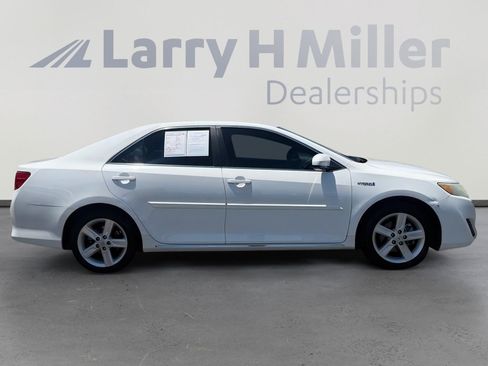 Used 2014 Toyota Camry LE FWD image 6