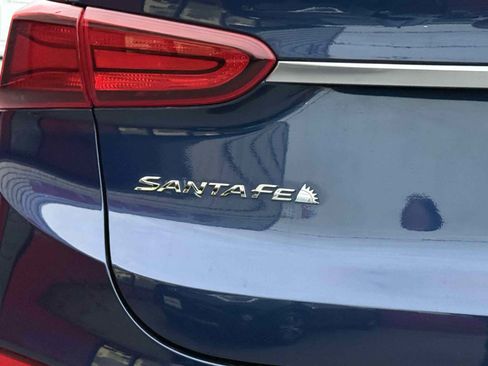 Used 2020 Hyundai Santa Fe SE image 28