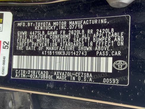 Used 2018 Toyota Camry SE FWD image 30