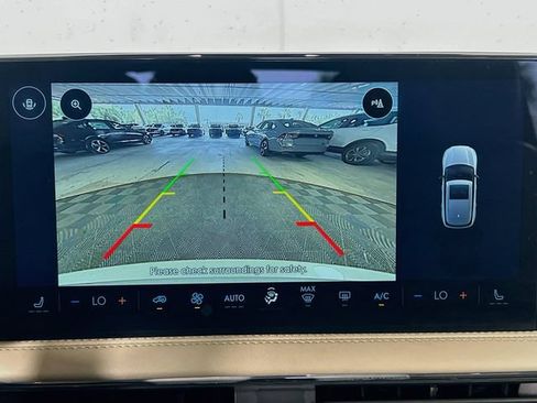 Used 2025 Lincoln Corsair FWD image 22
