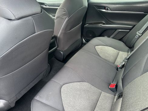 Certified 2022 Toyota Camry LE FWD image 12