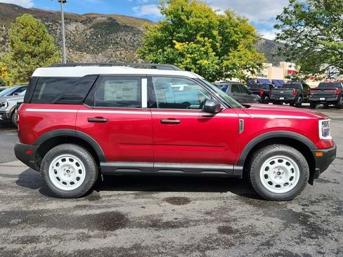 New 2025 Ford Bronco Sport Heritage w/ Convenience Package AWD/4WD image 2