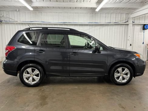 Used 2015 Subaru Forester 2.5i Premium AWD/4WD image 3