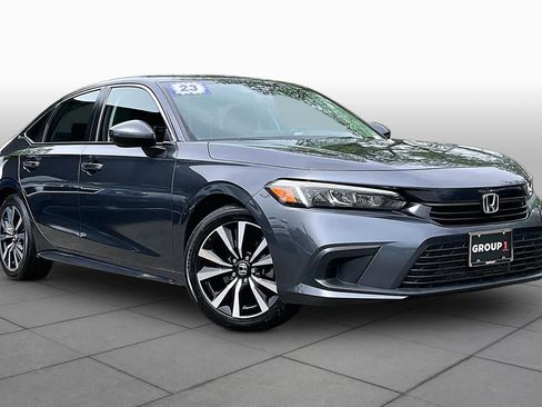 Used 2023 Honda Civic EX image 3