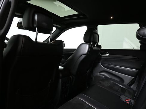 Used 2018 Jeep Grand Cherokee Altitude image 30