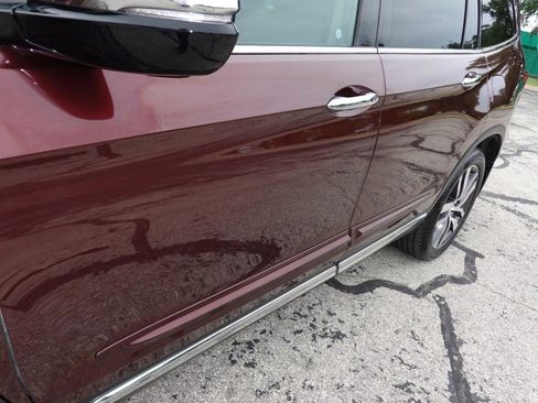 Used 2016 Honda Pilot Elite image 10