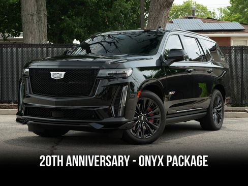 Used 2024 Cadillac Escalade V w/ LPO, ONYX Package AWD/4WD image 1