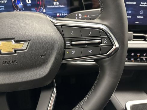 New 2026 Chevrolet Equinox LT w/ Convenience Package II AWD/4WD image 49
