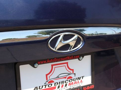 Used 2008 Hyundai Veracruz GLS FWD image 38
