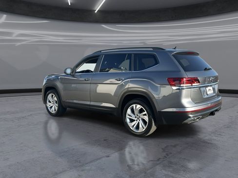 Used 2022 Volkswagen Atlas SE image 4
