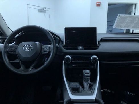 Certified 2025 Toyota RAV4 LE image 17