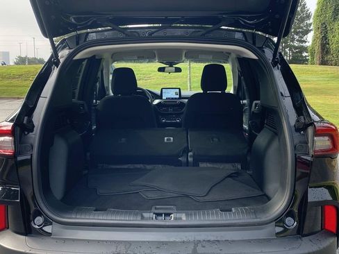 Used 2025 Ford Escape Active AWD/4WD image 8