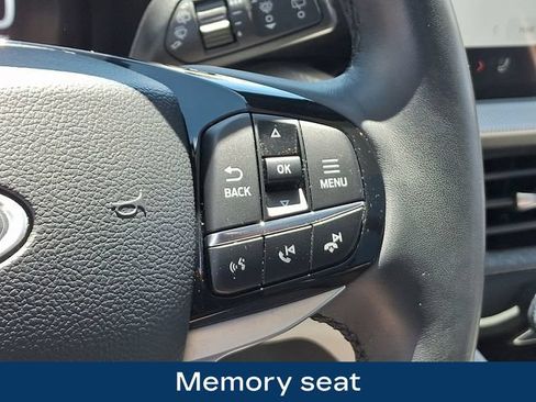 Used 2025 Ford Explorer Platinum w/ Ultimate Package AWD/4WD image 8