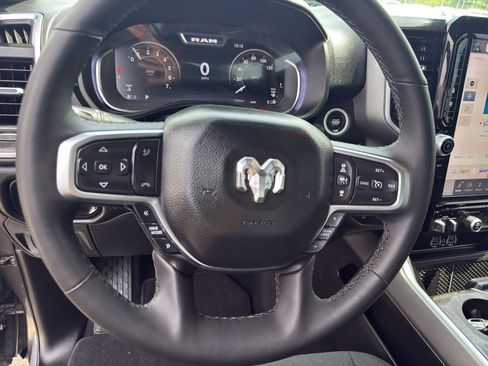 Used 2025 RAM 1500 Big Horn AWD/4WD image 17