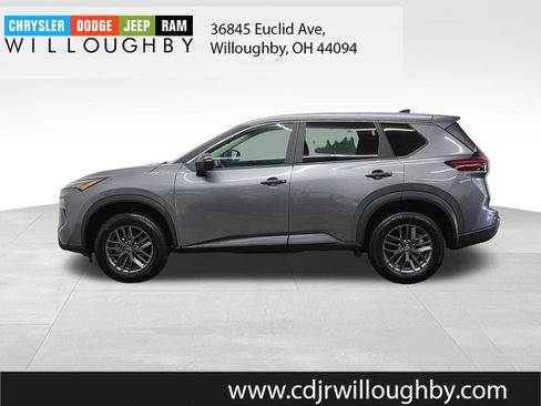 Used 2024 Nissan Rogue S FWD image 5