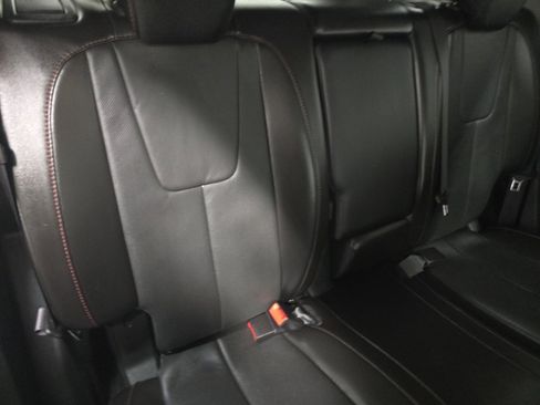 Used 2016 Chevrolet Equinox LTZ w/ Enhanced Convenience Package FWD image 21
