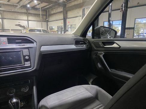 Used 2023 Volkswagen Tiguan S FWD image 4