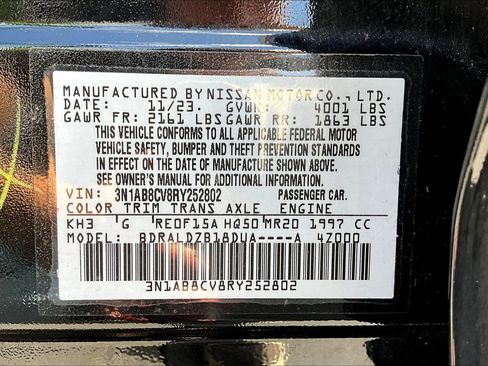 Used 2024 Nissan Sentra SV FWD image 19