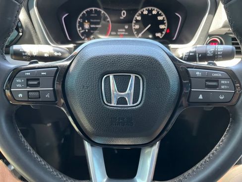 Certified 2025 Honda Pilot EX-L image 23