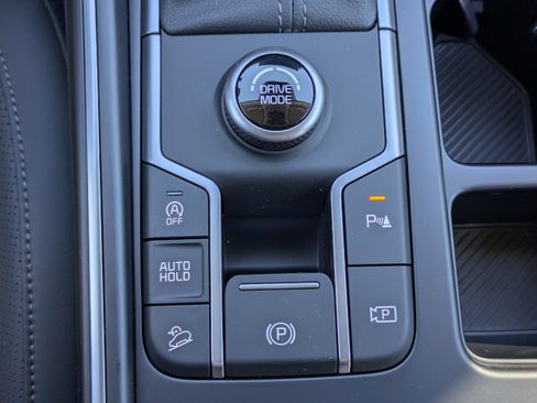 New 2026 Kia Sorento S w/ S Panoramic Sunroof Package FWD image 31