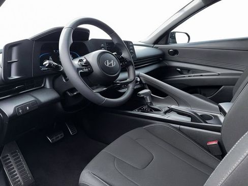 New 2026 Hyundai Elantra Sport image 14
