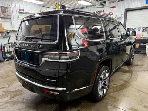 Used 2022 Jeep Grand Wagoneer Series III w/ Rear Seat Video Group 1 image 5