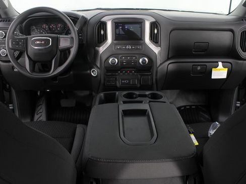 New 2026 GMC Sierra 2500 Pro w/ Convenience Package image 9